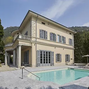Willa Platamone, Como