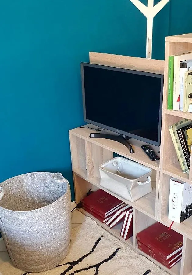 Studio71 Como Apartment